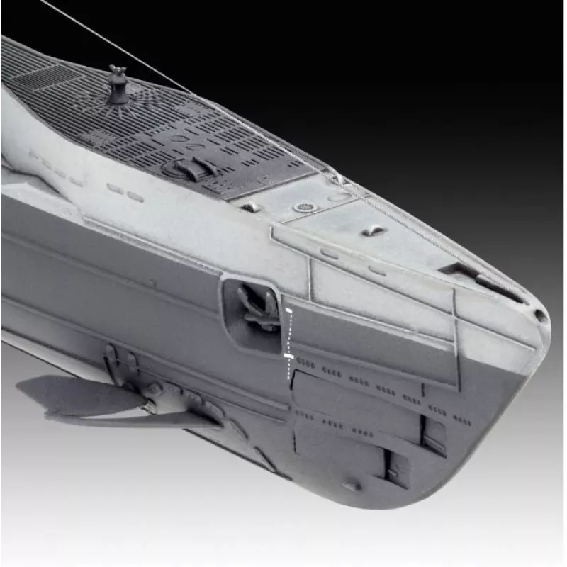 Modelo em plástico German Submarine T.IX C/40 1/144