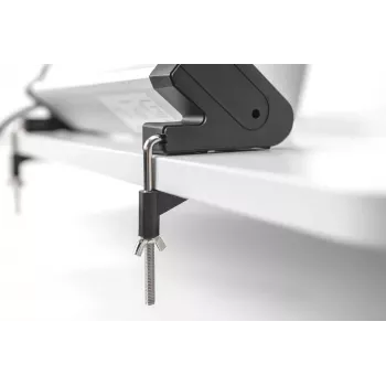 Régua de tomadas Digitus DA-70614 com 2 portas USB