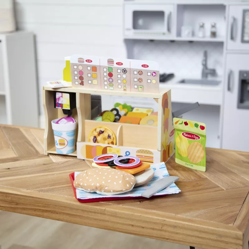 Melissa & Doug Slice & Stack Sandwich Counter 6074860 cozinha de brincar em madeira