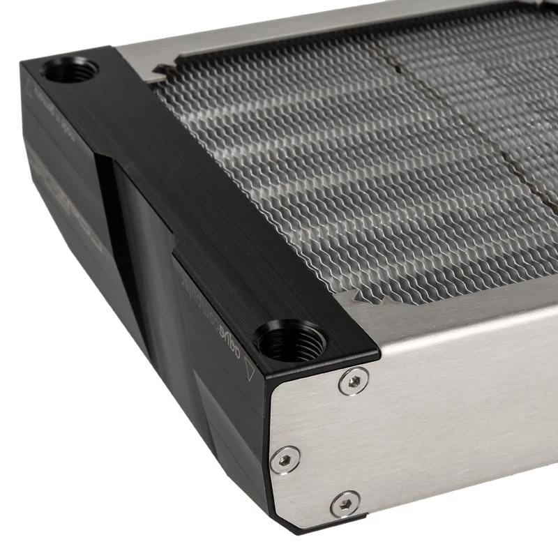 Bloco de refrigeração Aqua-Computer 33705 — alumínio/cobre/aço inoxidável, 320×140×40 mm, cinzento/prateado