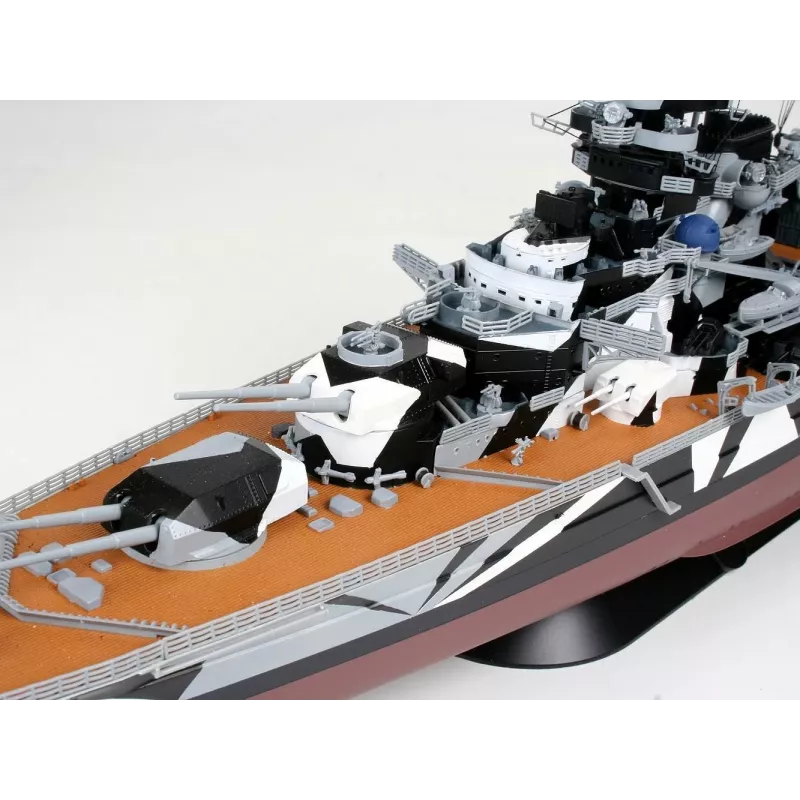Maquete plástica de navio REVELL Tirpitz escala 1:350
