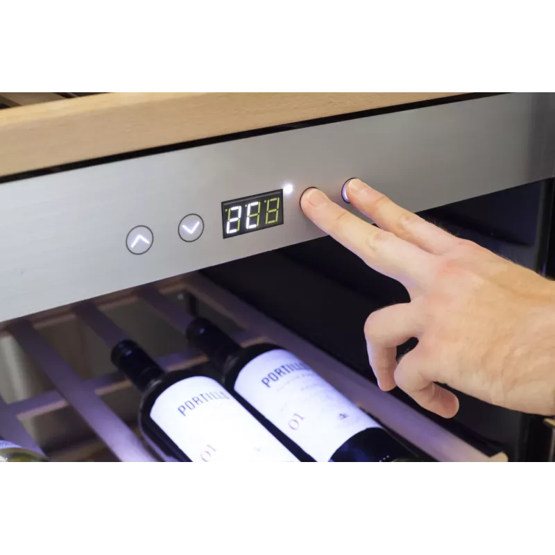 Garrafa climatizada Caso WineChef Pro 40 compressor aço inoxidável 40 garrafas