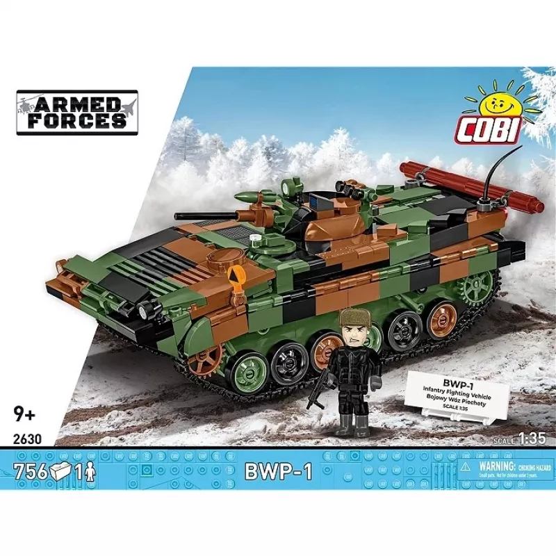 Conjunto de blocos Cobi Armed Forces BWP-1 2630 — conjunto modelo do veículo blindado anfíbio polaco-ucraniano