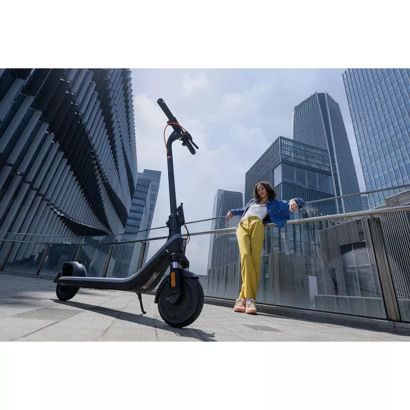 Trotinete elétrica Ninebot Segway E2 Plus E II by Segway — trotinete elétrica citadina para pendulares
