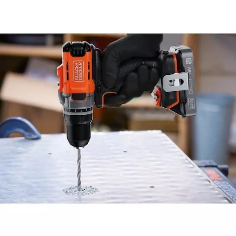 Aparafusadora sem fio Black & Decker BCD382XN 18V — berbequim compacto de 18 V (sem bateria)