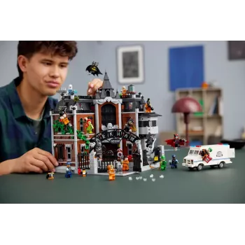 LEGO Batman 76300 Conjunto de construção Arkham Asylum – LEGO, modelo 76300