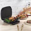 Grelhador elétrico Petra PT4366MBLKVDE preto com revestimento antiaderente e temperatura ajustável