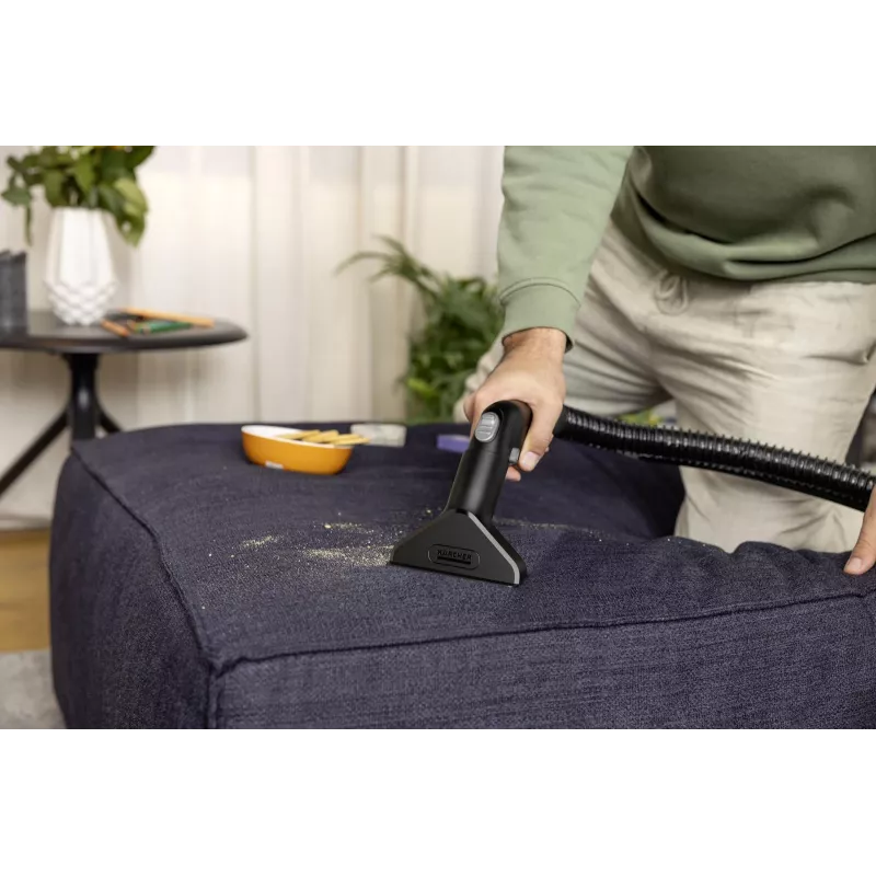 Aspirador | KÄRCHER | Potência de entrada 1000 W | Capacidade de pó 4 L | Aspirador de tambor | Tipo de limpeza Húmido e seco | Depósito de pó sem saco | Cor Preto/Cinzento/Branco | 1.081-155.0