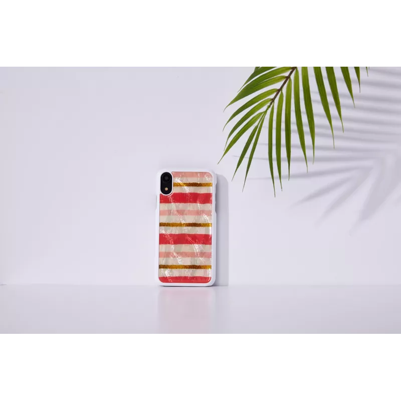 Capa de proteção iKins para iPhone XR — design Short Cake, branca
