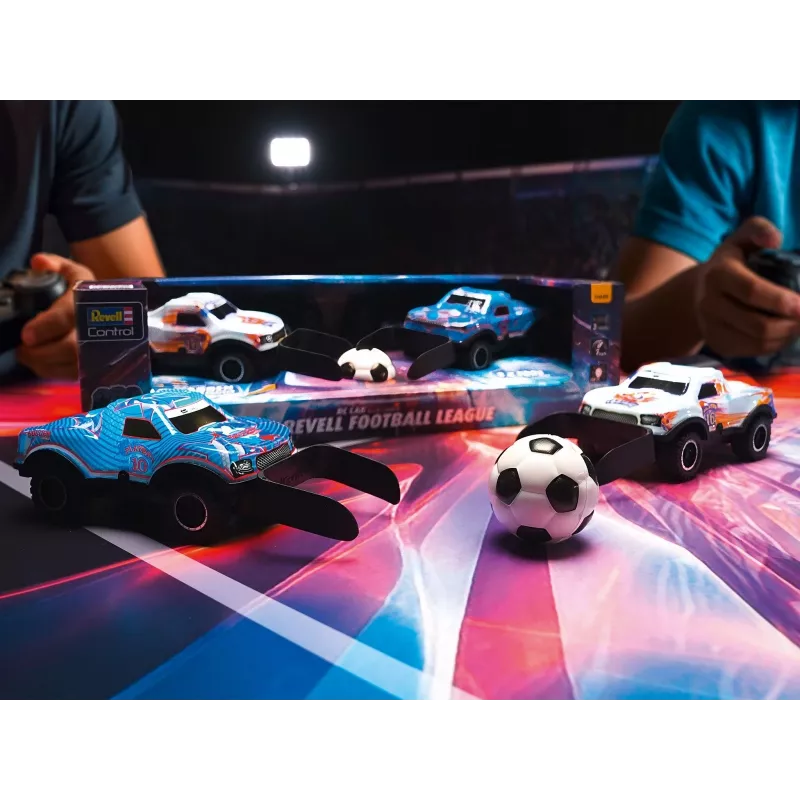 Revell Control 24689 Football League carro telecomandado, 1:22, elétrico, para principiantes
