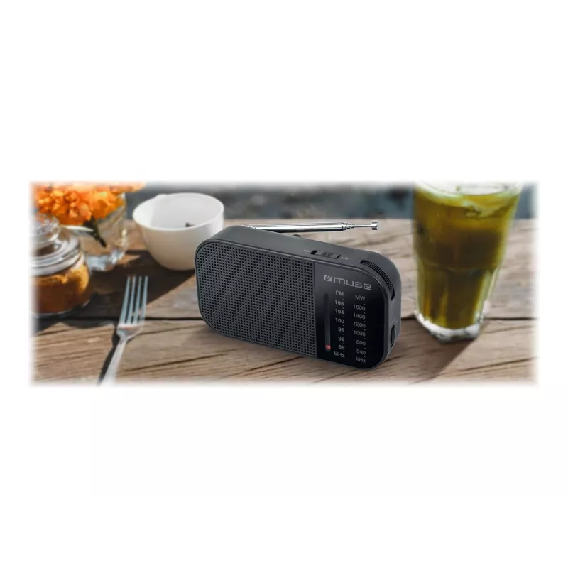Rádio portátil Muse M-025 R — MW/FM, preto, a pilhas, compacto (32×130×70 mm)