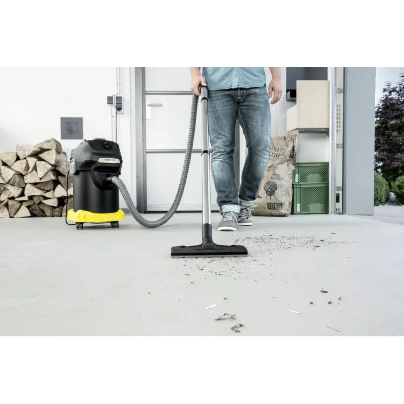 Aspirador a seco Karcher AD 4 Premium — 17 l, 600 W, sem saco, tubo metálico, tubo cromado