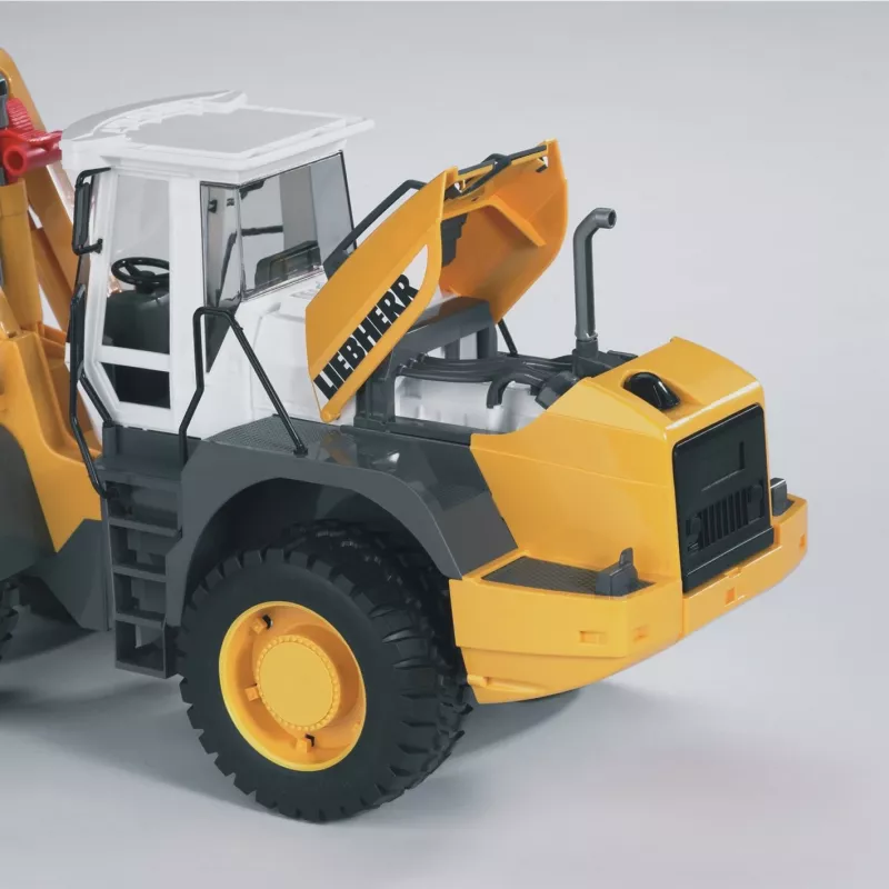 Carregadora articulada Liebherr L574