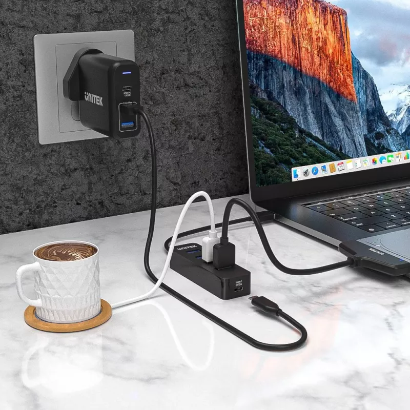 UNITEK uHUB Q4 USB 3.2 Gen 1 (3.1 Gen 1) Type-A 5000 Mbit/s Preto