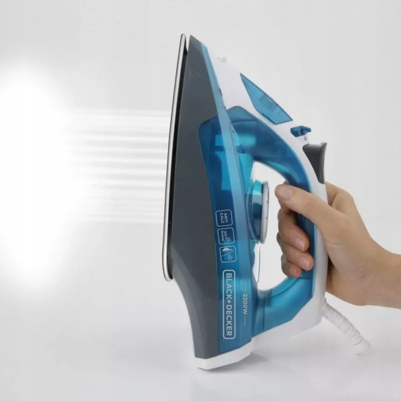 Ferro de engomar a vapor Black+Decker BXIR2200E (2200W)