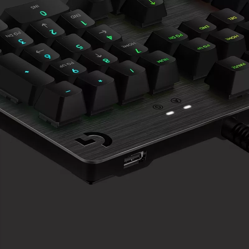 Teclado de gaming Logitech G512, Preto, com fios, layout suíço, 920-009347