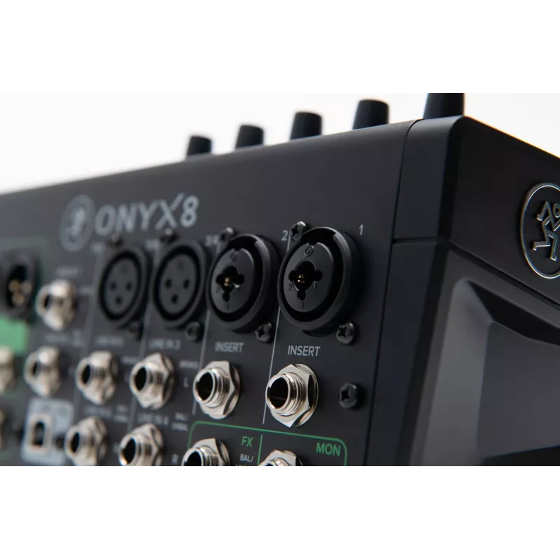 Mackie Onyx 8 - misturadora analógica com USB