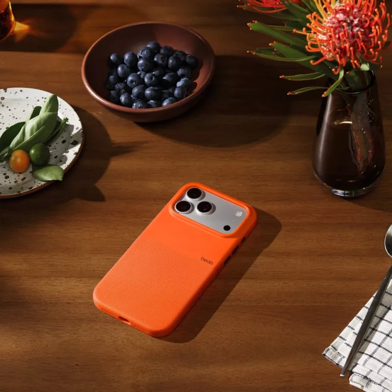 Capa Apple Beats iPhone 17 Pro Max Rugged Case MagSafe Camera Control Laranja