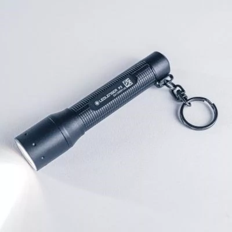 Ledlenser P3 lanterna, preta