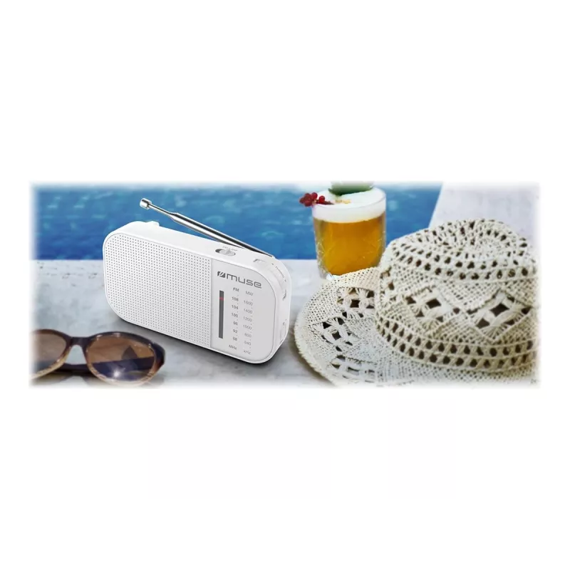 Rádio portátil Muse M-025 RW — analógico FM/AM, branco, a pilhas, antena externa