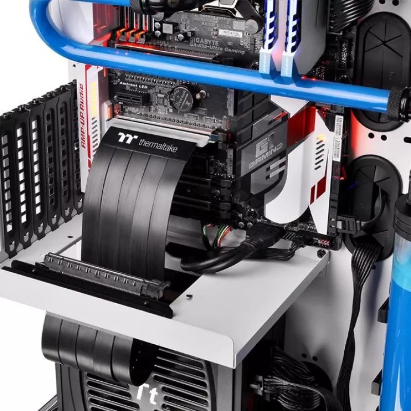 Placa de interface/adaptador Thermaltake AC-045-CN1OTN-C1 interna PCIe