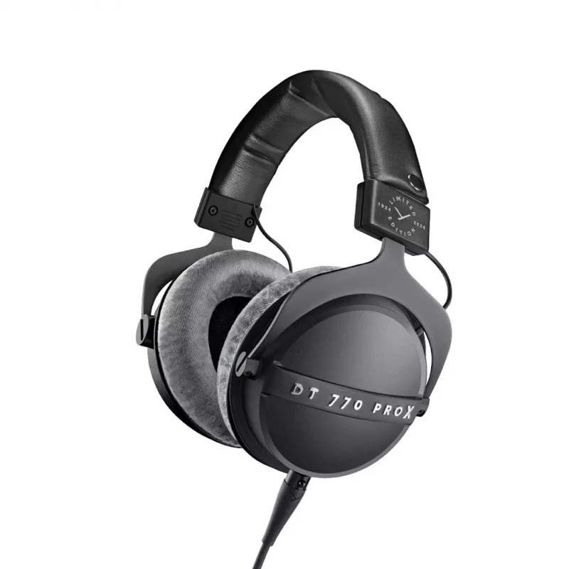 Auscultadores de estúdio Beyerdynamic DT 770 PRO X Over-Ear Closed-Back