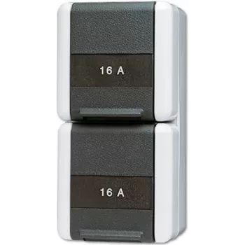 JUNG 822 NA W WG 800 Tomada Schuko dupla, IP44, montagem vertical, com campo de etiquetagem