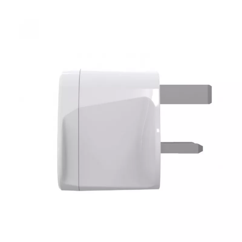 Adaptador de tomada GEMBIRD A-AC-UKMINTF – ficha tipo G do Reino Unido para entrada IEC-C13, 15 A