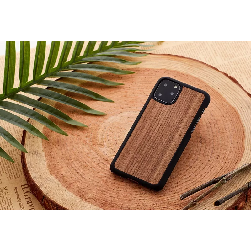 Capa para smartphone man and wood para iPhone 11 Pro Max — nogueira preta, parte traseira em madeira, moldura de proteção
