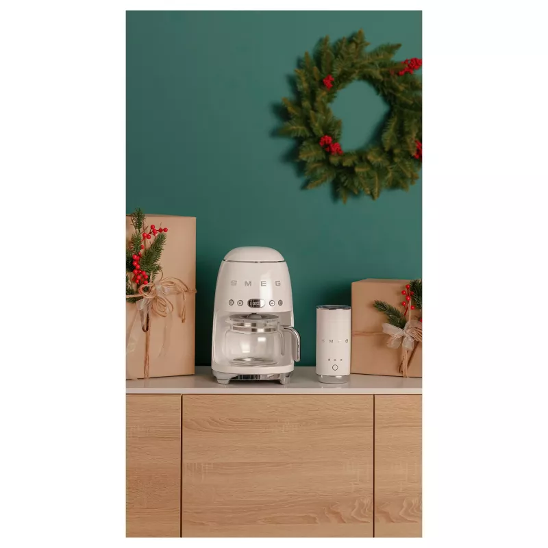 Smeg 50's Style DCF02CREU Máquina de café 1,25 litros creme