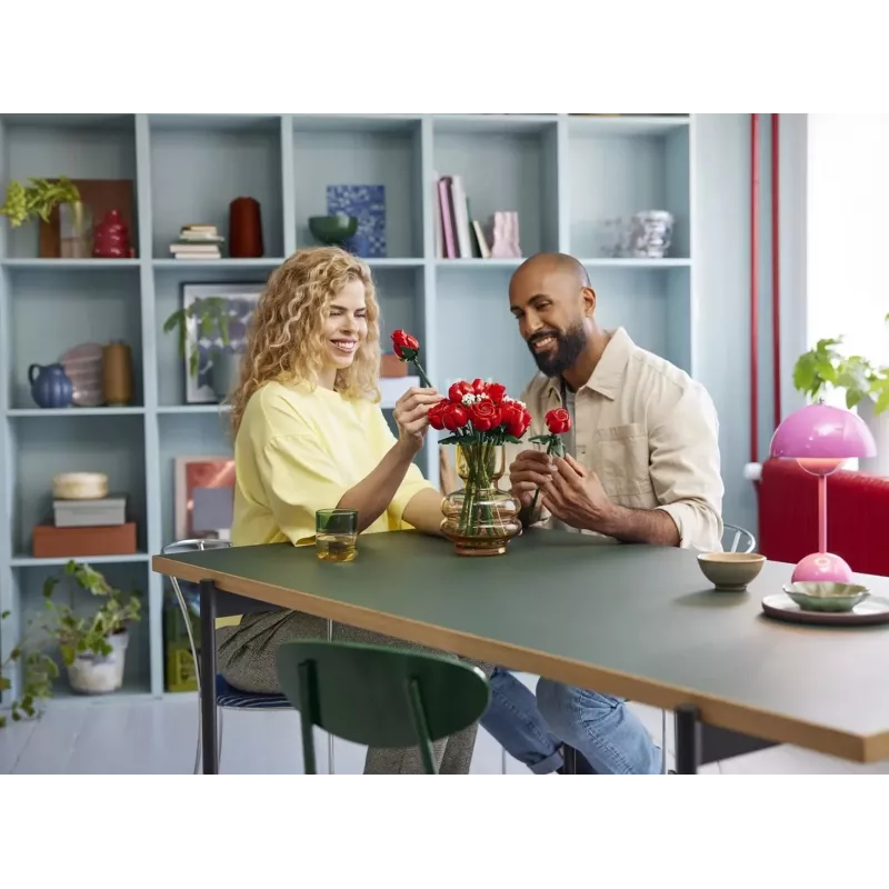 LEGO Icons Buquê de Rosas Flores Artificiais Conjunto para Adultos Coleção Botânica Acessórios de Casa Presente de Dia dos Namorados para Mulheres