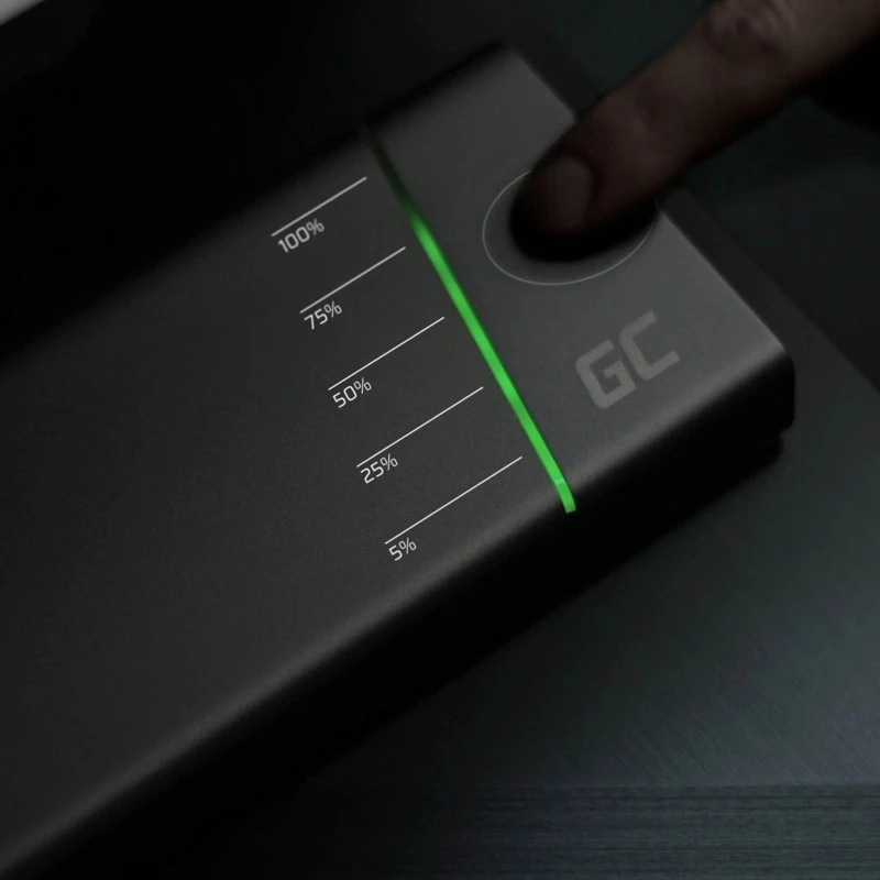 Powerbank portátil Green Cell PowerPlay Ultra 26800 mAh, saída 128W, Quick Charge 3.0, 2x USB‑C, 2x USB‑A, grafite