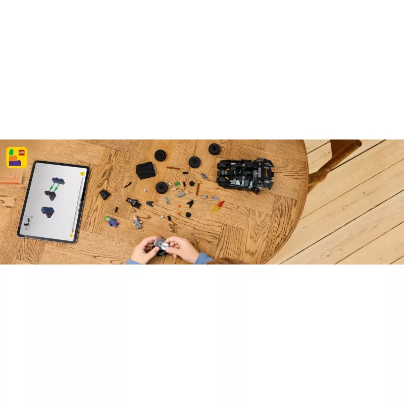LEGO BATMAN 76303 Batman Tumbler vs. Two-Face e The Joker
