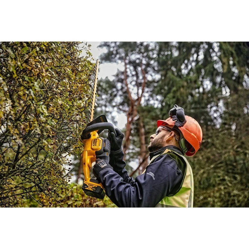 Dewalt 55cm 25mm Gap 18V XR Li-Ion aparador de sebes a bateria - unidade base