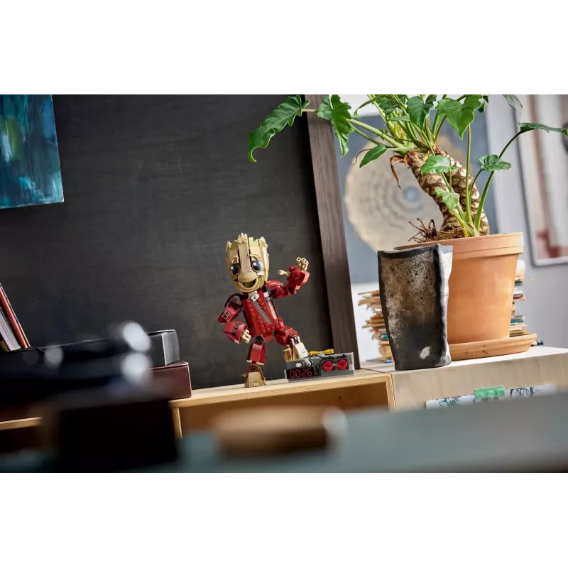 LEGO MARVEL 76341 Groot com Fato de Ravager