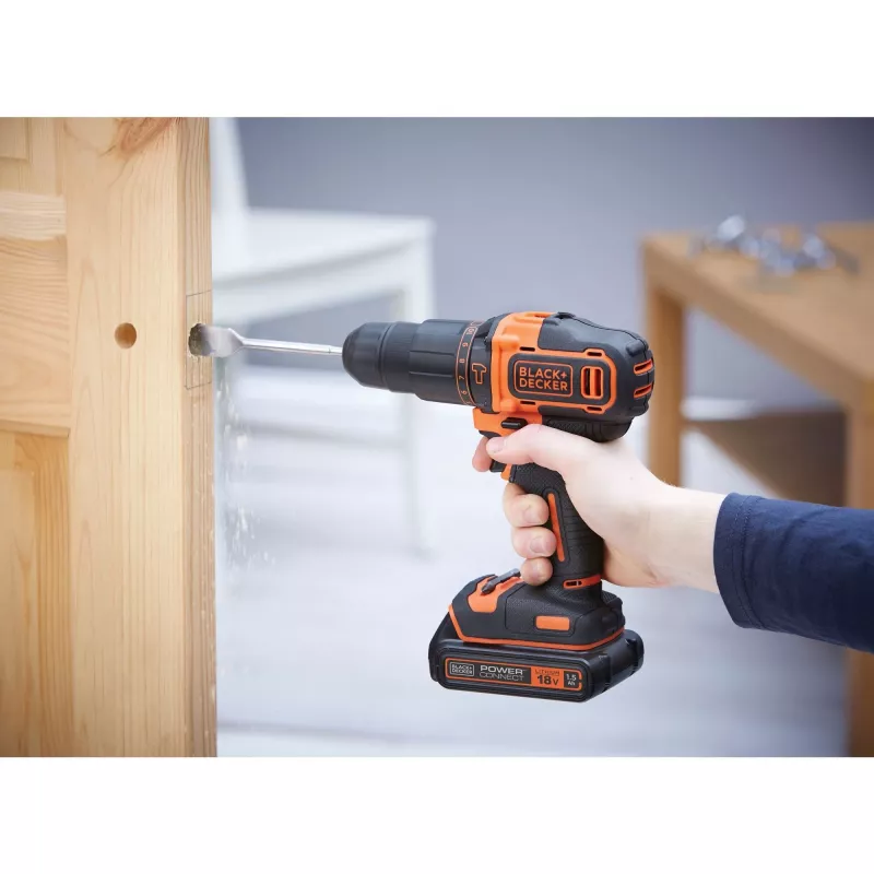 Berbequim de percussão sem fio BLACK+DECKER BCKSB04