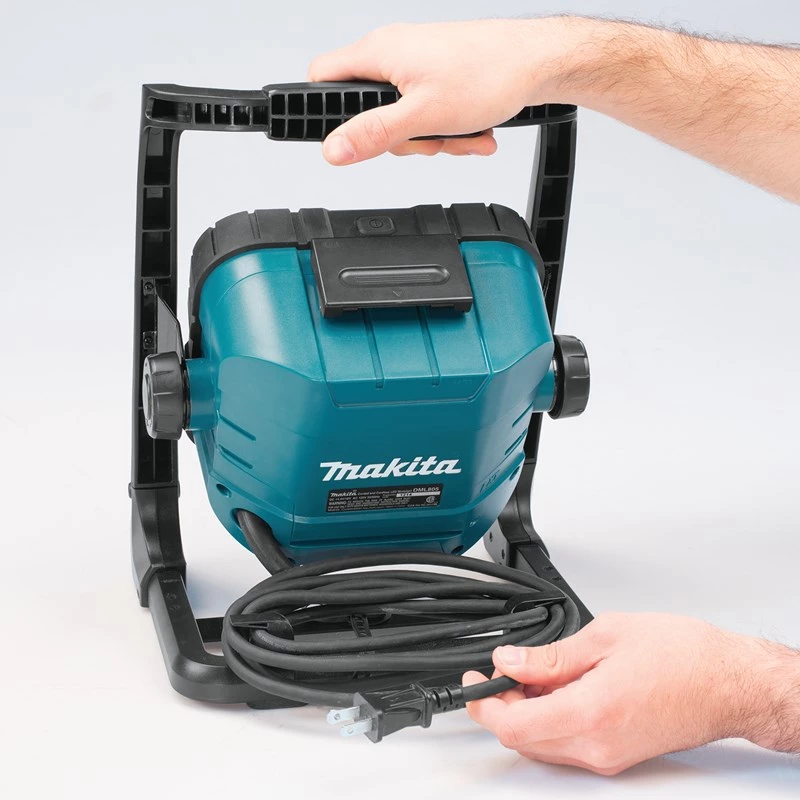 MAKITA LÂMPADA 18V/14,4V DEADML805 LED 1150lx/750lm +AC POWER