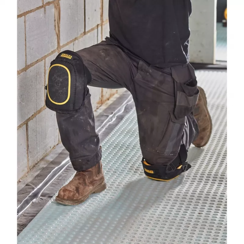 Joelheiras STANLEY FATMAX FMST82962-1 — proteção de joelhos em nylon elástico preto