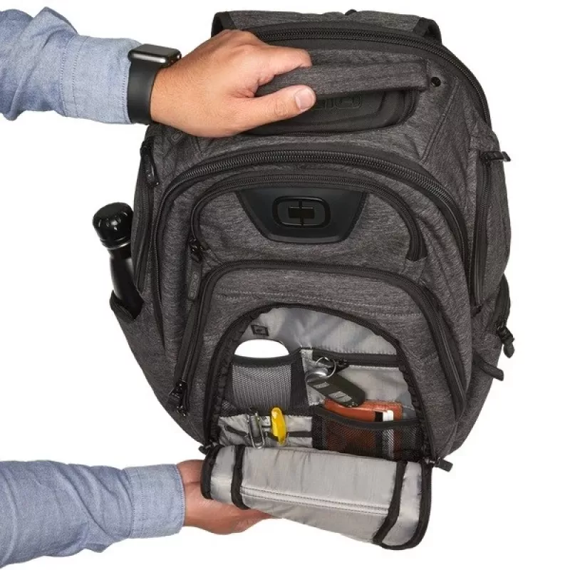 Mochila Ogio Renegade RSS preta P/N: 111059_03