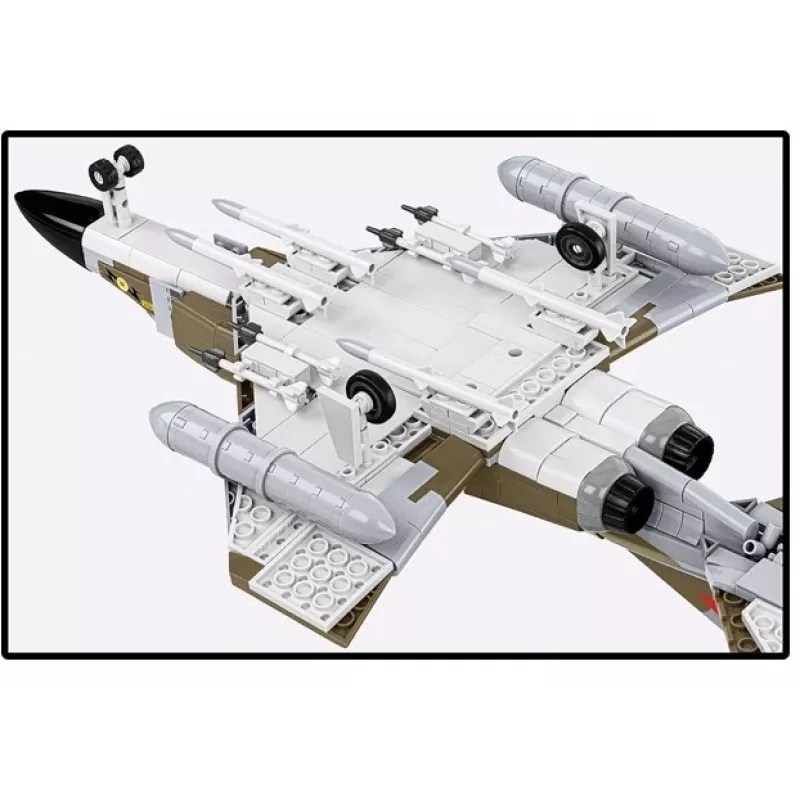 Cobi Blocks F-4M Phantom II modelo de avião militar, conjunto de construção com 728 peças