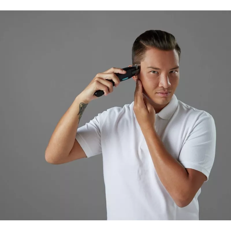Máquina de cortar cabelo Remington Power-X HC3000, preta