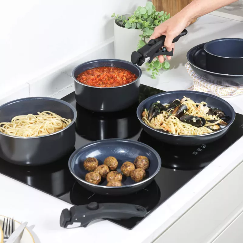 Conjunto de panelas Russell Hobbs RH03321EU7 — 8 peças, antiaderente, apto para máquina de lavar loiça