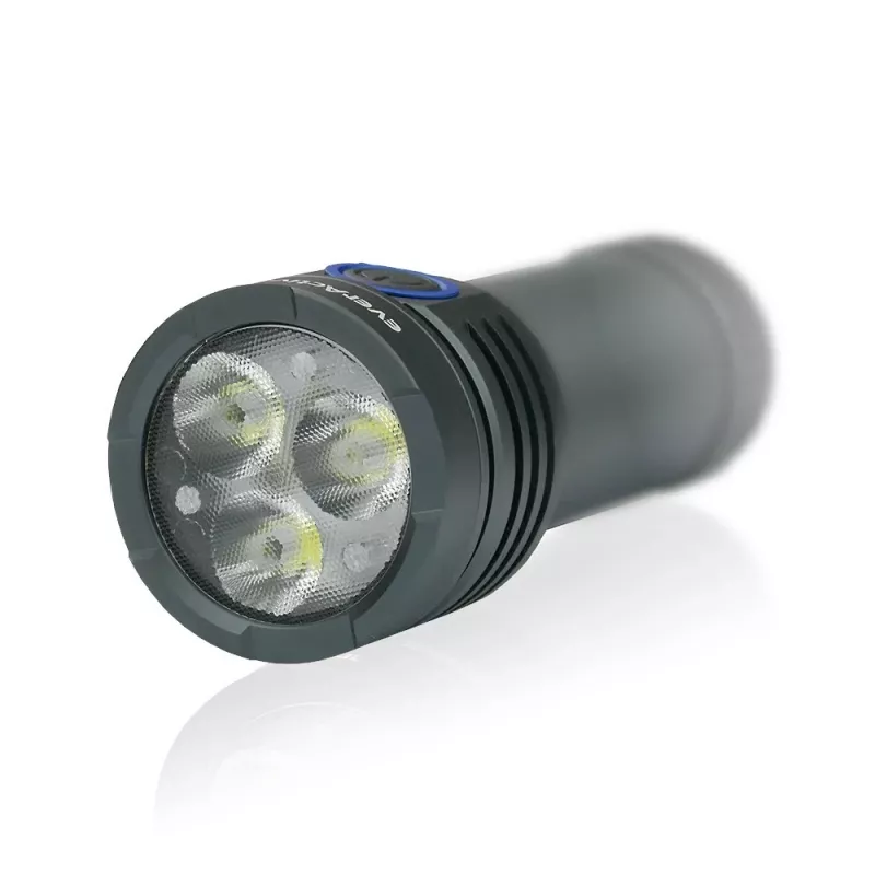 Lanterna LED everActive LUMINATO R FL-3300R – 3300 lúmenes, recarregável