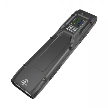 Lanterna tática Nitecore EDC25 — LED duplo, 15 lm, corpo em alumínio, recarregável por USB, IP54, resistente a impactos, preta