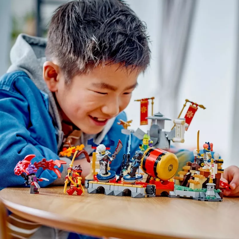 LEGO NINJAGO 71818 Arena de Batalha do Torneio