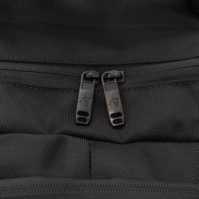 Mochila White Shark VOYAGER GBP-012 — preto, design resistente e repelente à água
