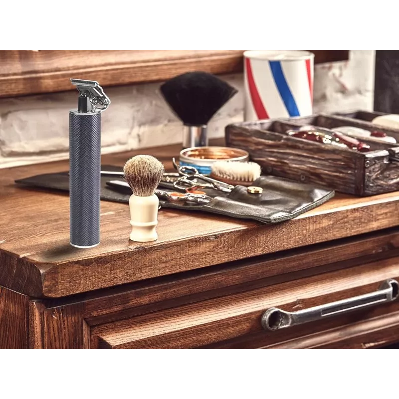 Beper P304CAP001 máquina de cortar cabelo e barba recarregável, IPX5, 600 mAh, 4 pentes 1,5-9 mm