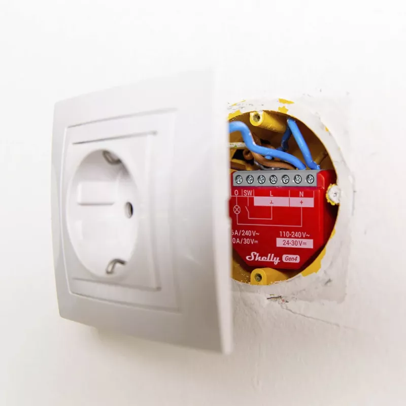 Interruptor inteligente Shelly 1PM Gen4 – sem fios, 110–240 V AC, máx. 240 V, medição de potência, 16 A, 42×16×37 mm