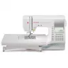 Máquina de costura SINGER Quantum Stylist 9960 — 600 pontos, 13 programas automáticos de casa de botão, sistema de braço livre