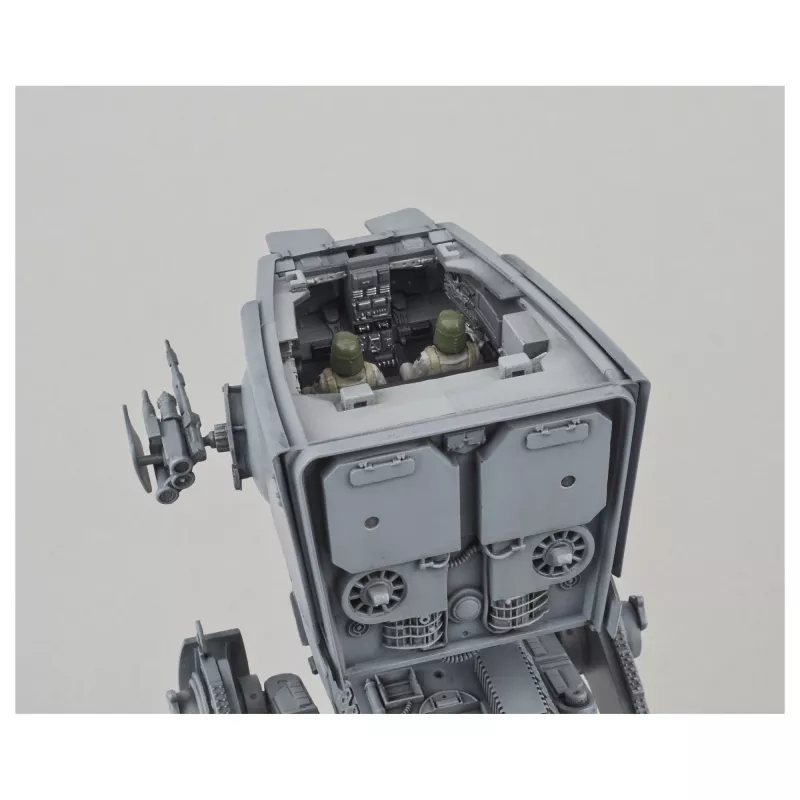 Kit de modelo de veículo de combate blindado REVELL AT-ST 1:48, altura 182 mm